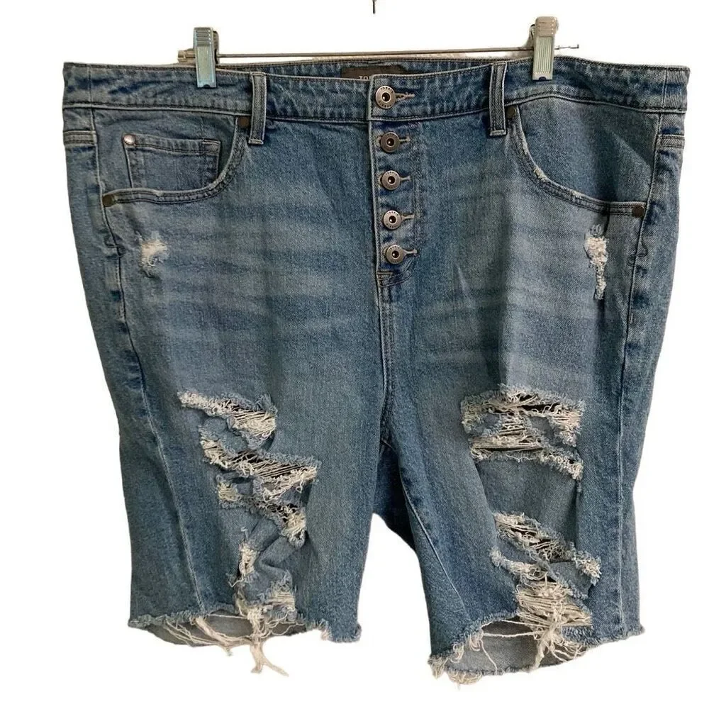 Torrid Boyfriend Shorts 18 Distressed Bermuda Cut Off Jean‎ Stretch Button Fly ￼